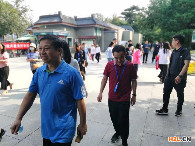 CCAA舉行紀念協會成立15周年健步走活動