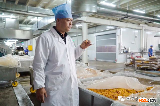 螺螄粉聞臭師年入百萬！“聞臭師”已被申請商標