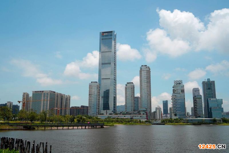 2023年深圳中央特新小巨人